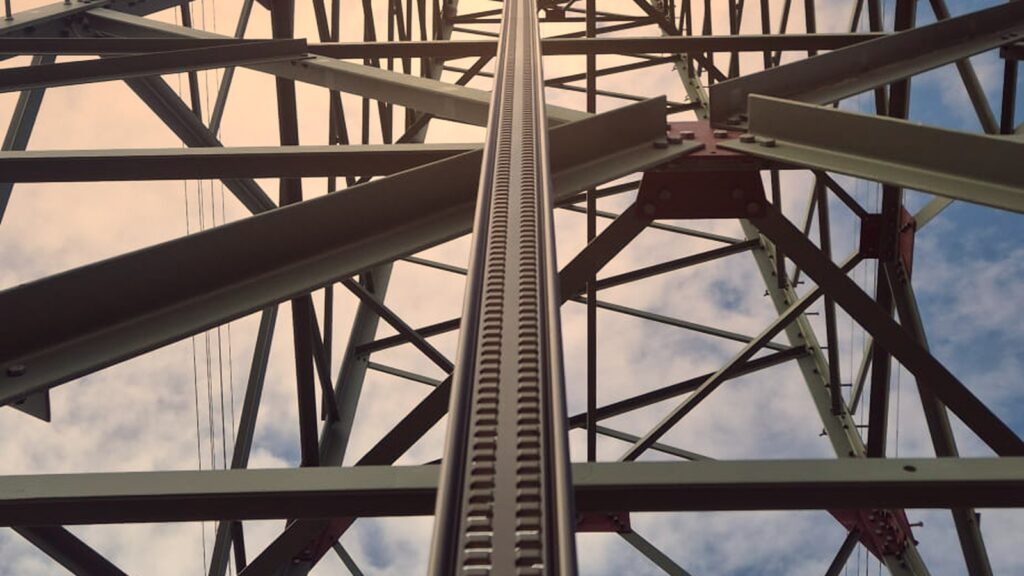 HighStep Systems übernimmt Montage und Steigschutz bei Projekt